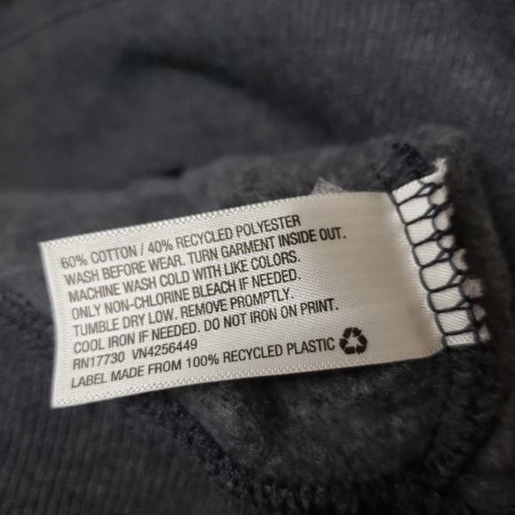 Cat & Jack Black So soft Long SleeveSweat Shirt with “Out Of This World” Husky - Picture 3 of 5